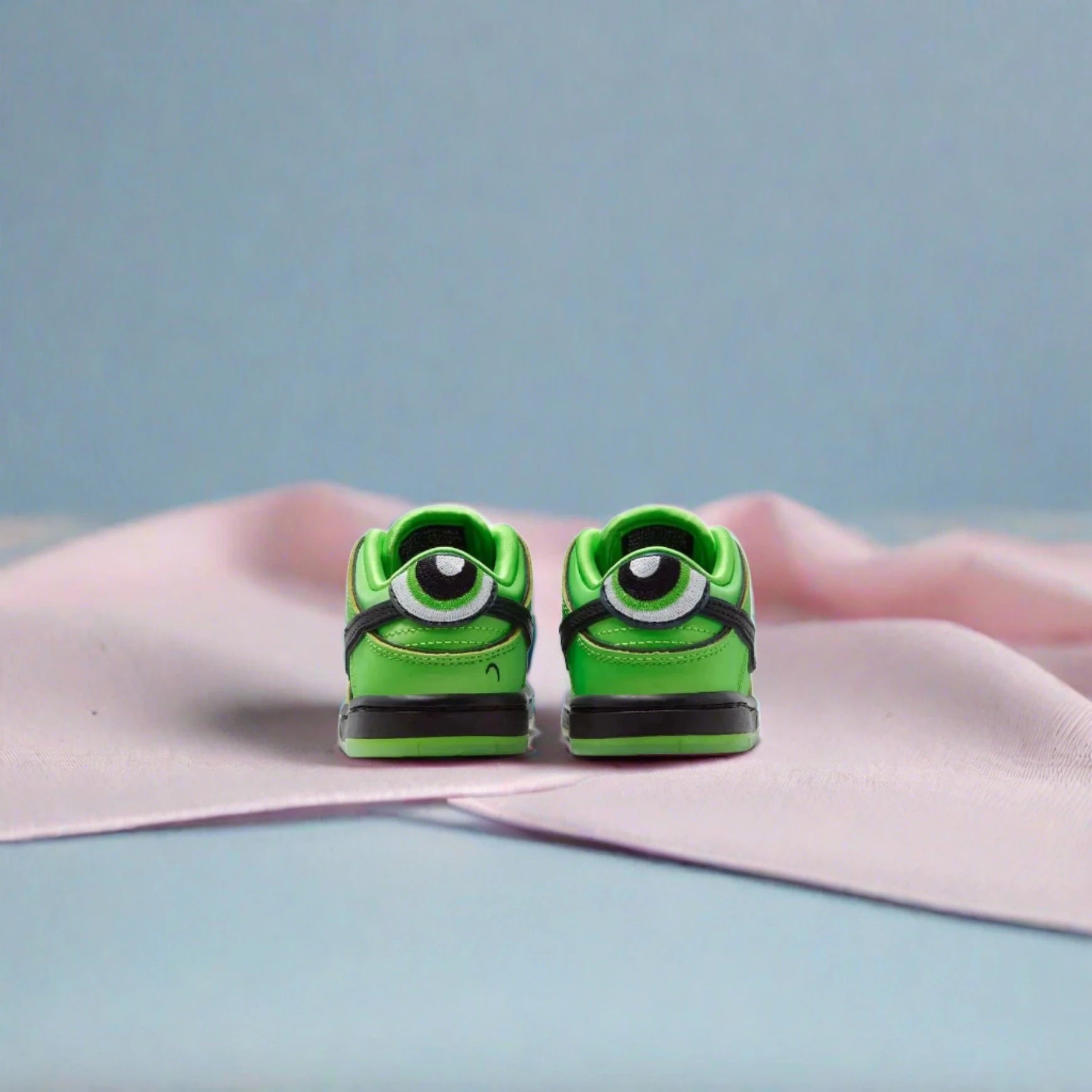 Powerpuff Girls x Nike SB Dunk Low Pro QS "Buttercup” (TD)