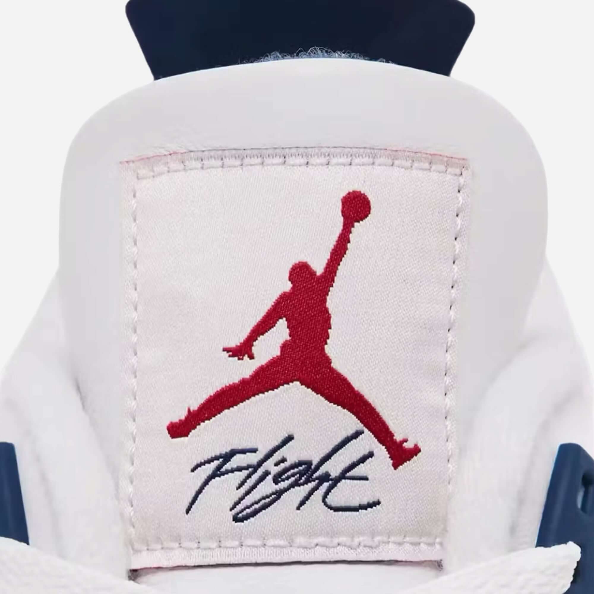 Nike SB x Air Jordan 4 “Navy”