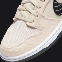 Albino & Preto x Nike SB Dunk Low | FD2627-200 | $210.00 | $210.00 | $210.00 | Shoes | Marching Dogs