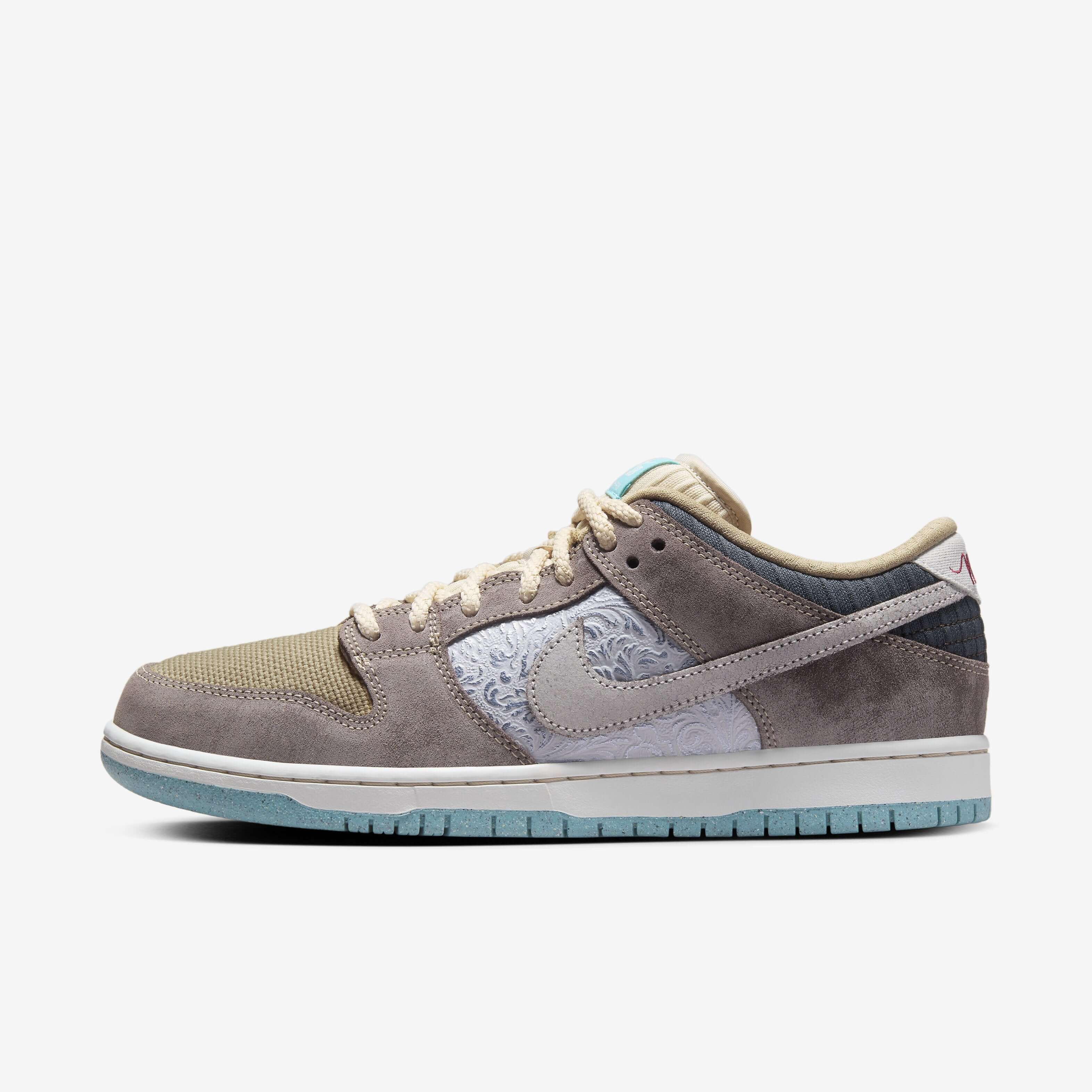 Nike SB Dunk Low "Big Money" / "Live Laugh Love"